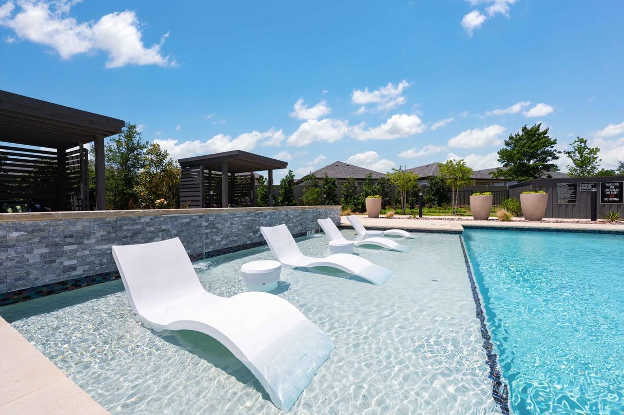 Mansions at Oak Point - Photo 5 of 50