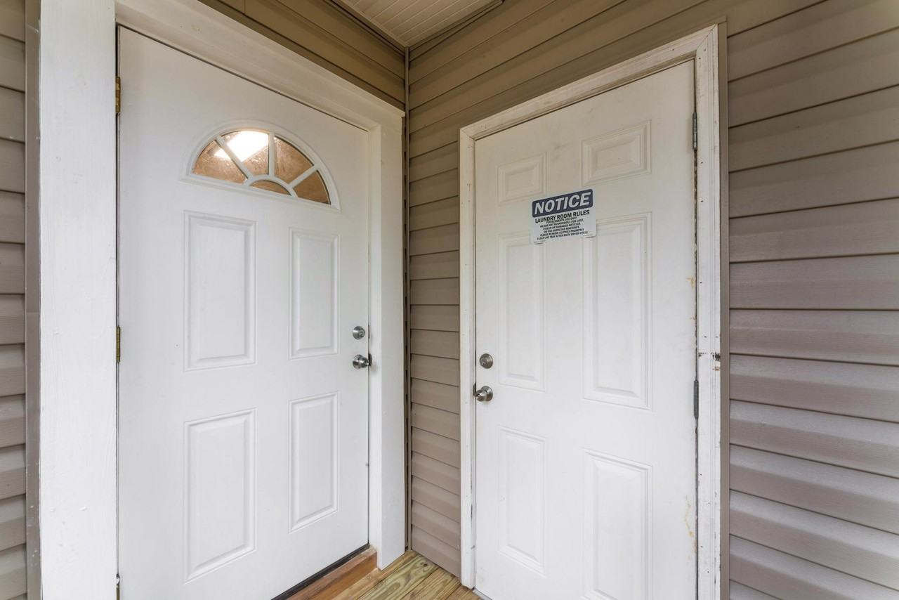 Dyal St - Photo 4 of 13