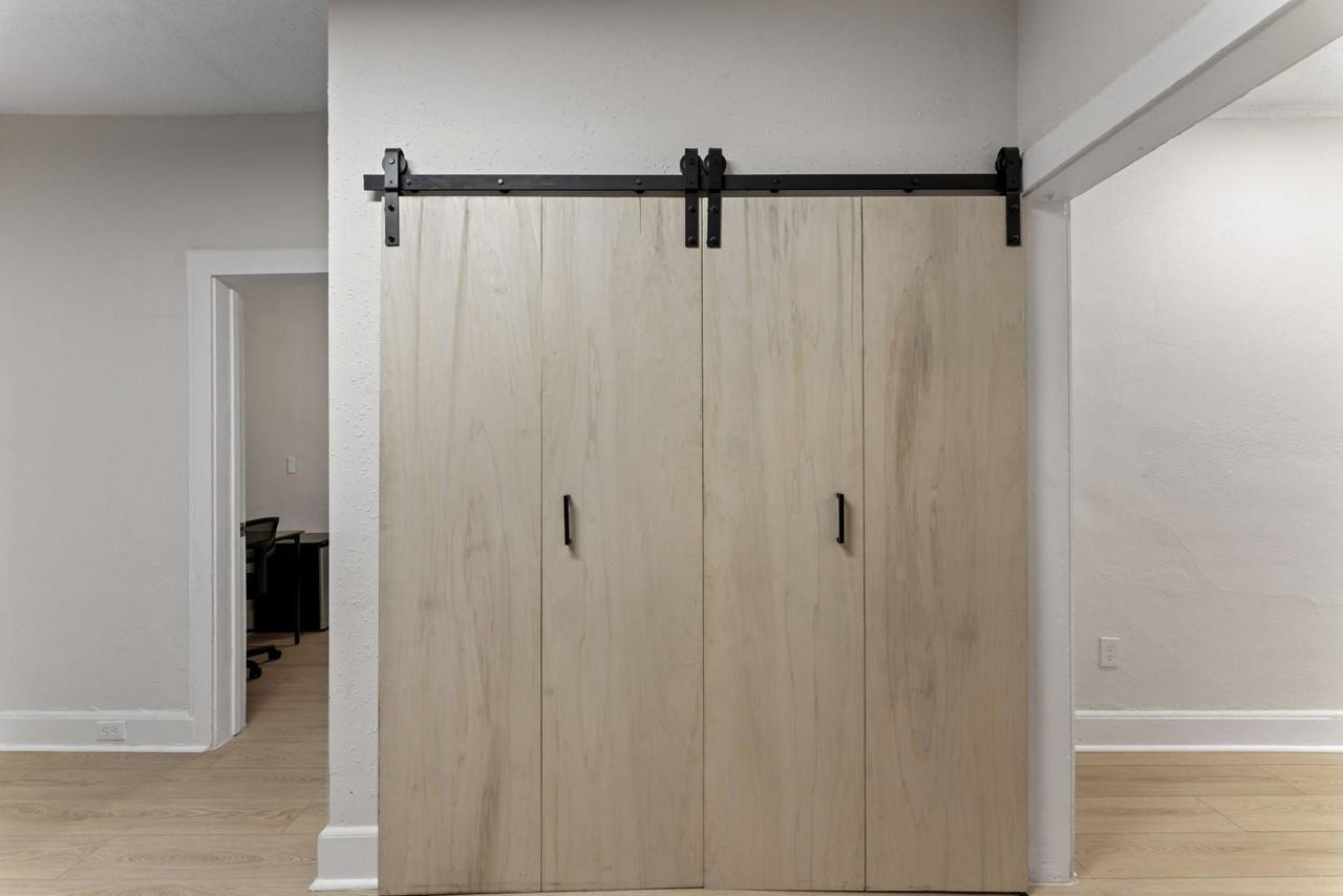 Dyal St - Photo 6 of 13