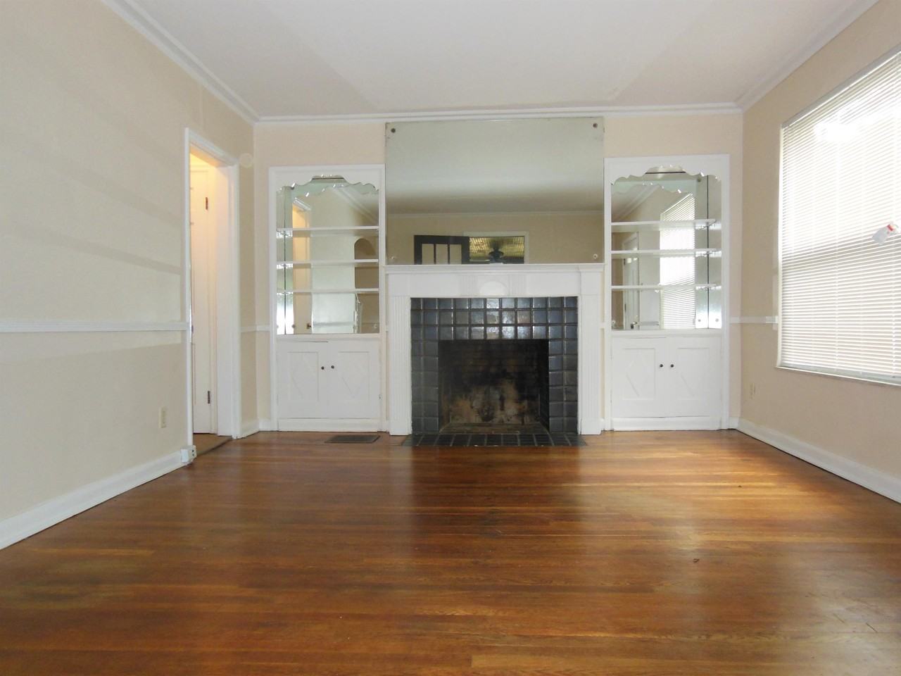 463 Eastmoor Blvd #463 - Photo 2 of 11