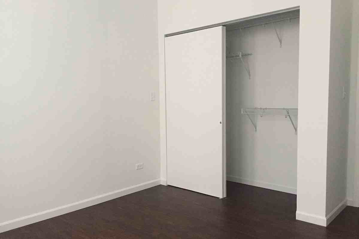 5524-5526 S. Everett Avenue - Photo 5 of 35