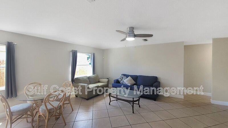 1319 18th Ave W - Photo 4 of 18
