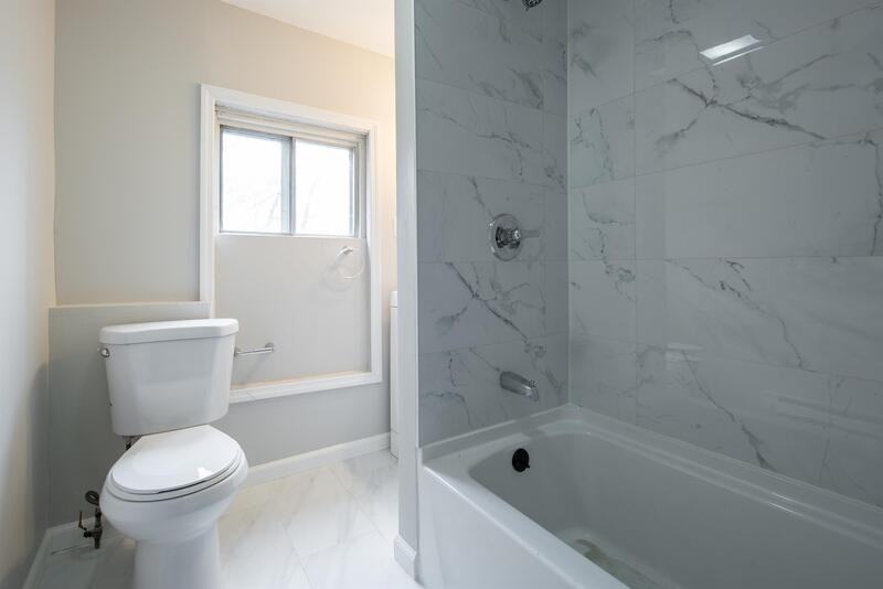 649 4th St - Photo 6 of 22