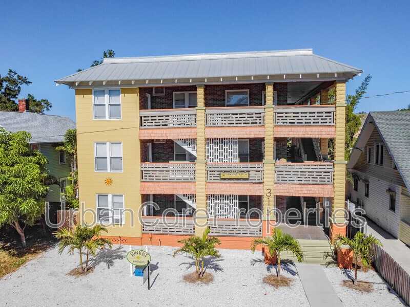 315 7th Ave N #4
