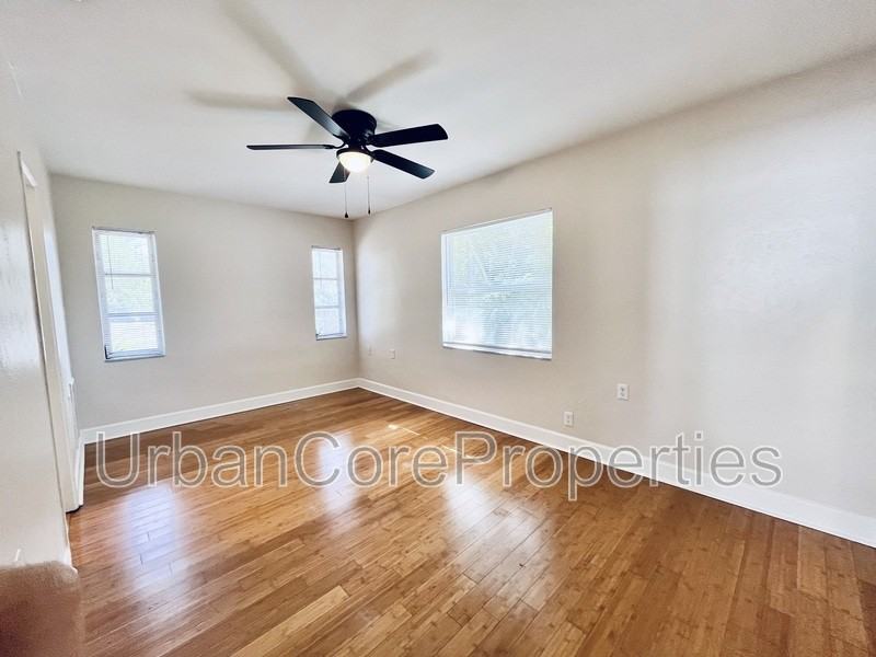 1527 5th St N #B3 - Photo 5 of 9