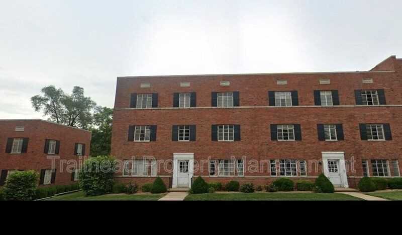 304 East Gregory Boulevard #3E