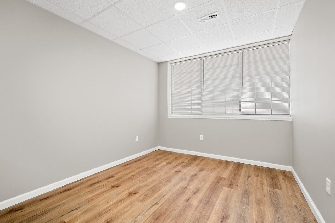 13902 U.S. 30 - Photo 2 of 19