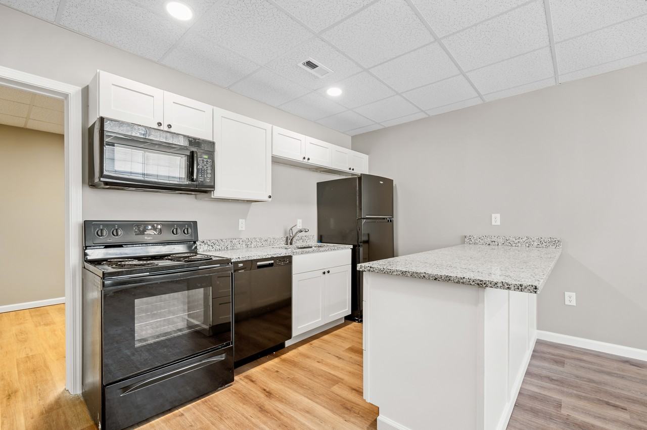 13902 U.S. 30 - Photo 6 of 19