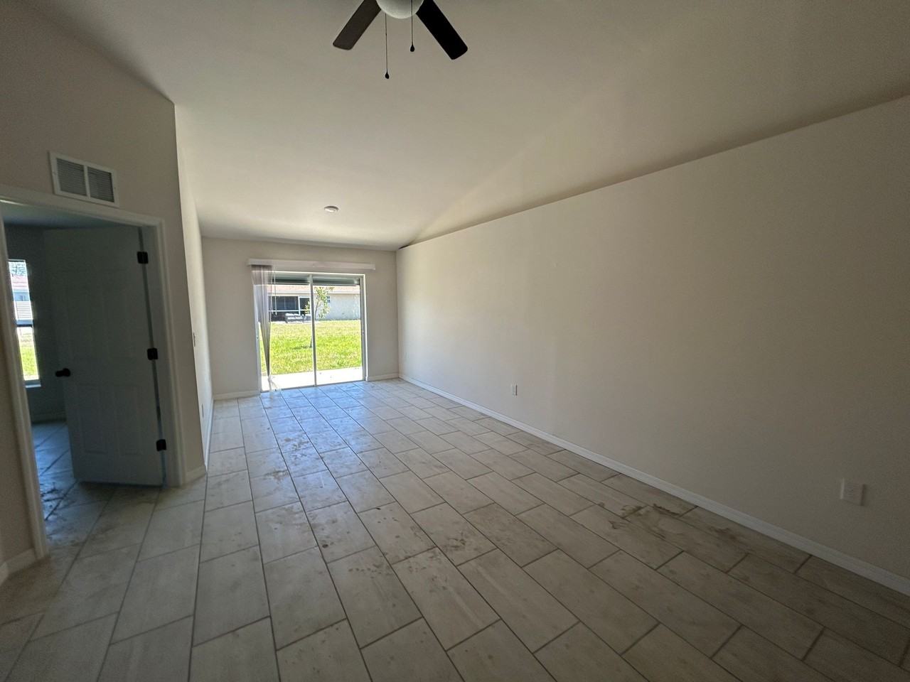 2907 Santa Barbara Blvd - Photo 2 of 17