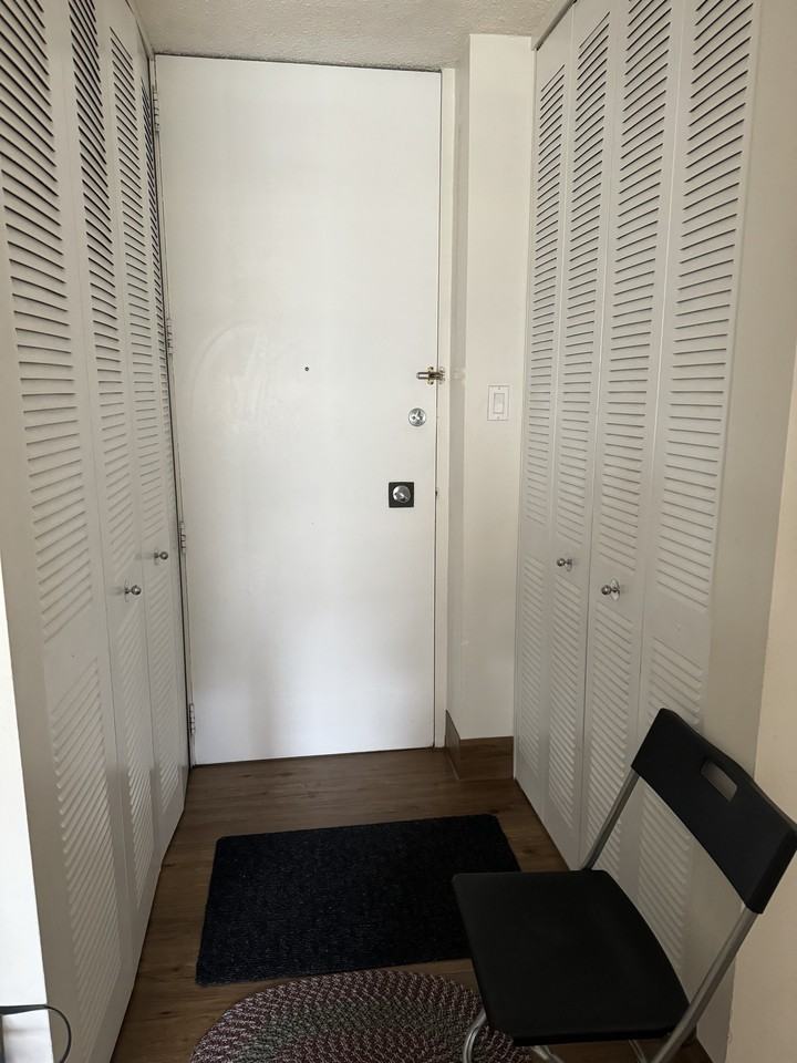 909 7 Street Southwest #1504 - Photo 2 of 10