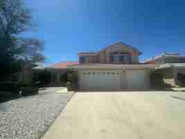 featured image of 14333 La Crescenta Ave