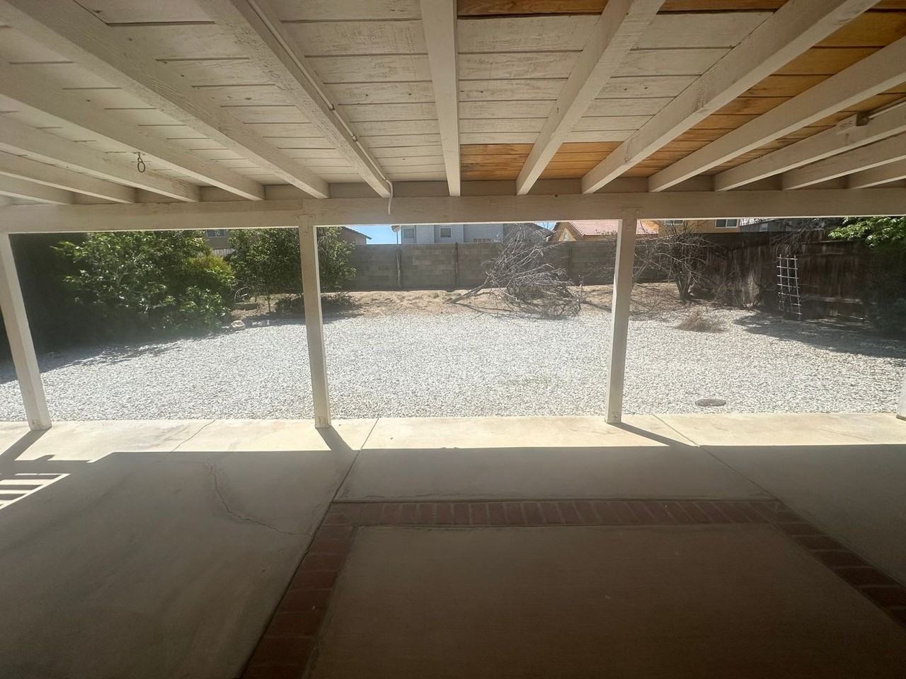 14333 La Crescenta Ave - Photo 3 of 29