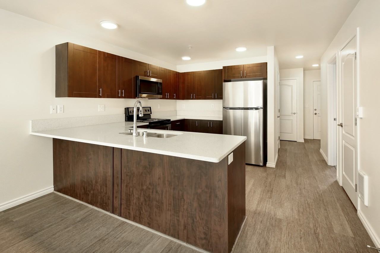 Depot Villas - Photo 4 of 20