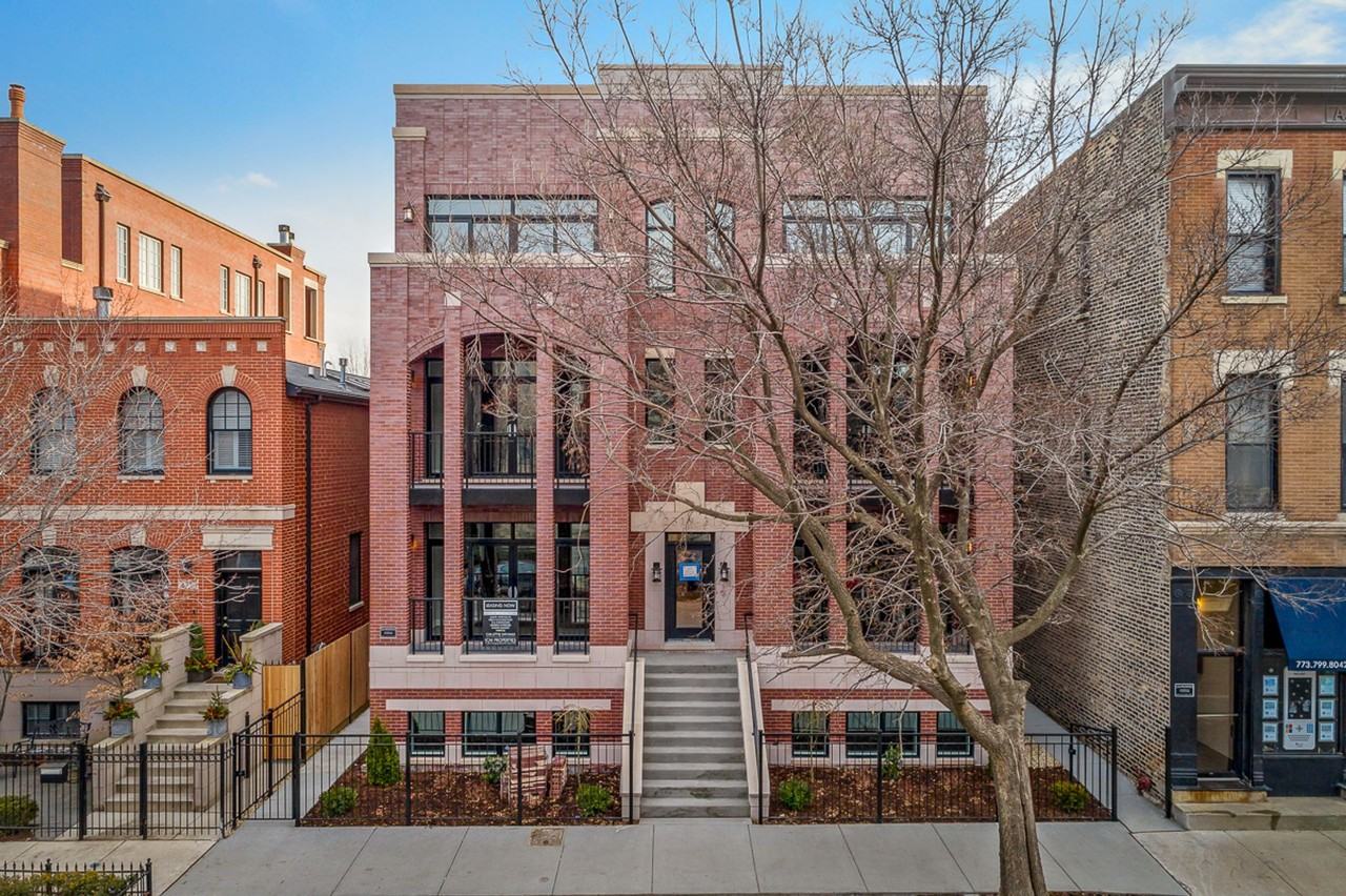 2319 N. Southport - Photo 3 of 9