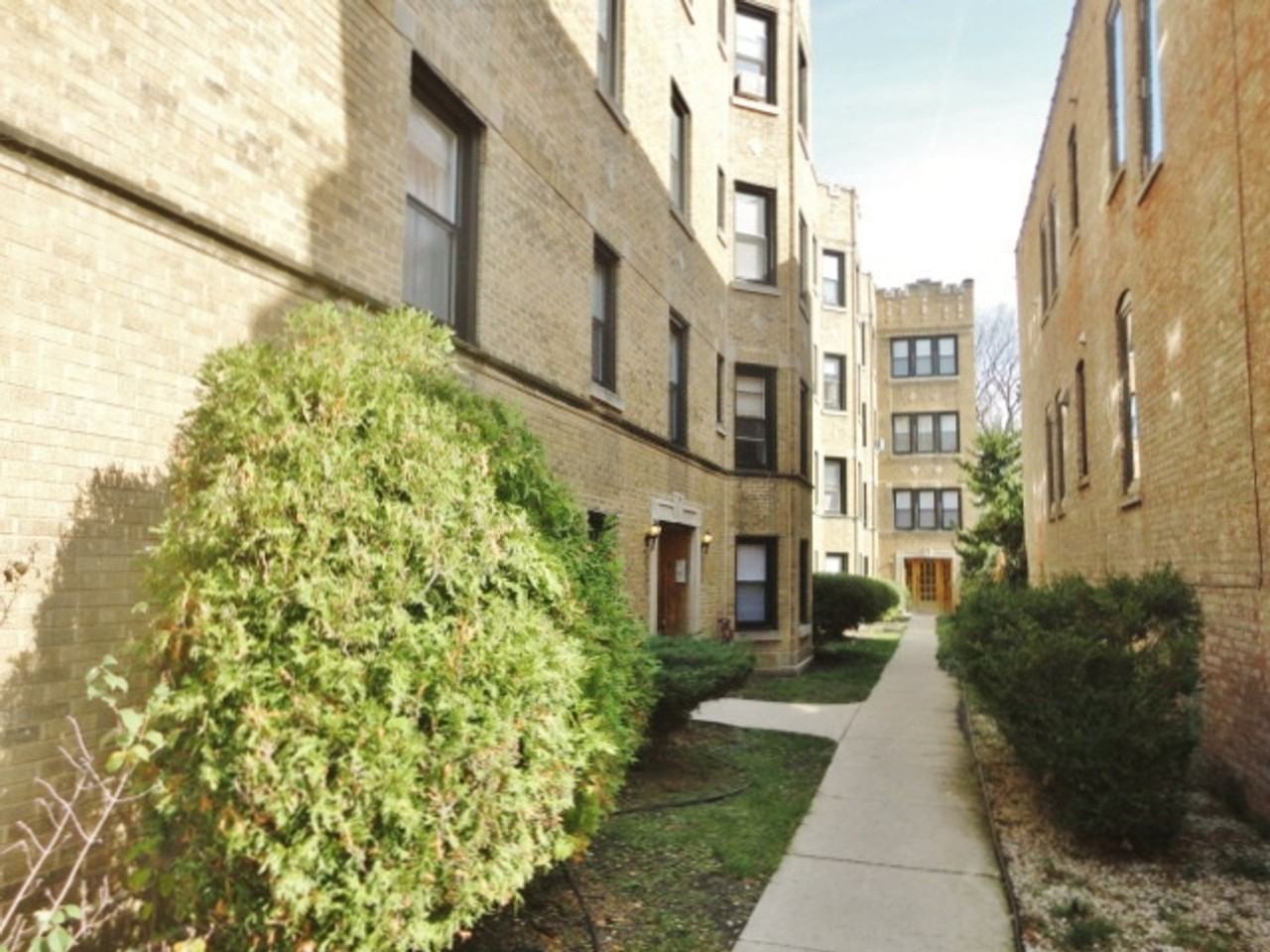 4857-61 N. Paulina - Photo 4 of 4