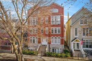 featured image of 2735 N Wayne Ave