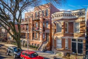 featured image of 2328 N Greenview Ave