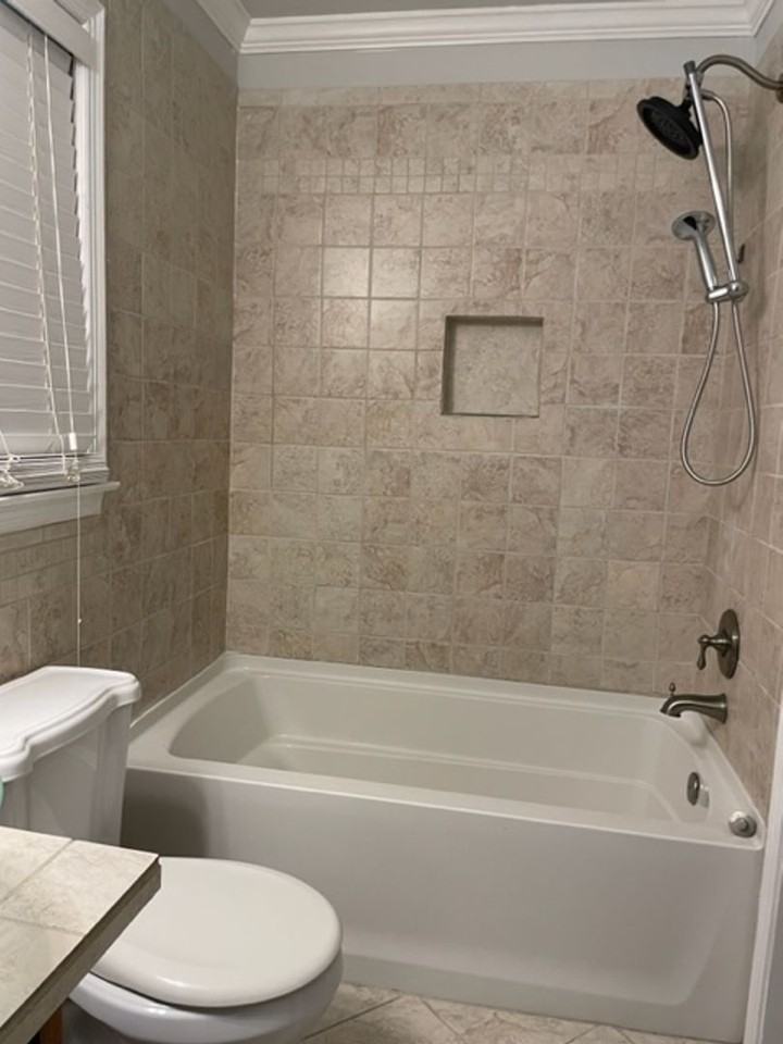 7705 Surreywood Pl - Photo 5 of 12
