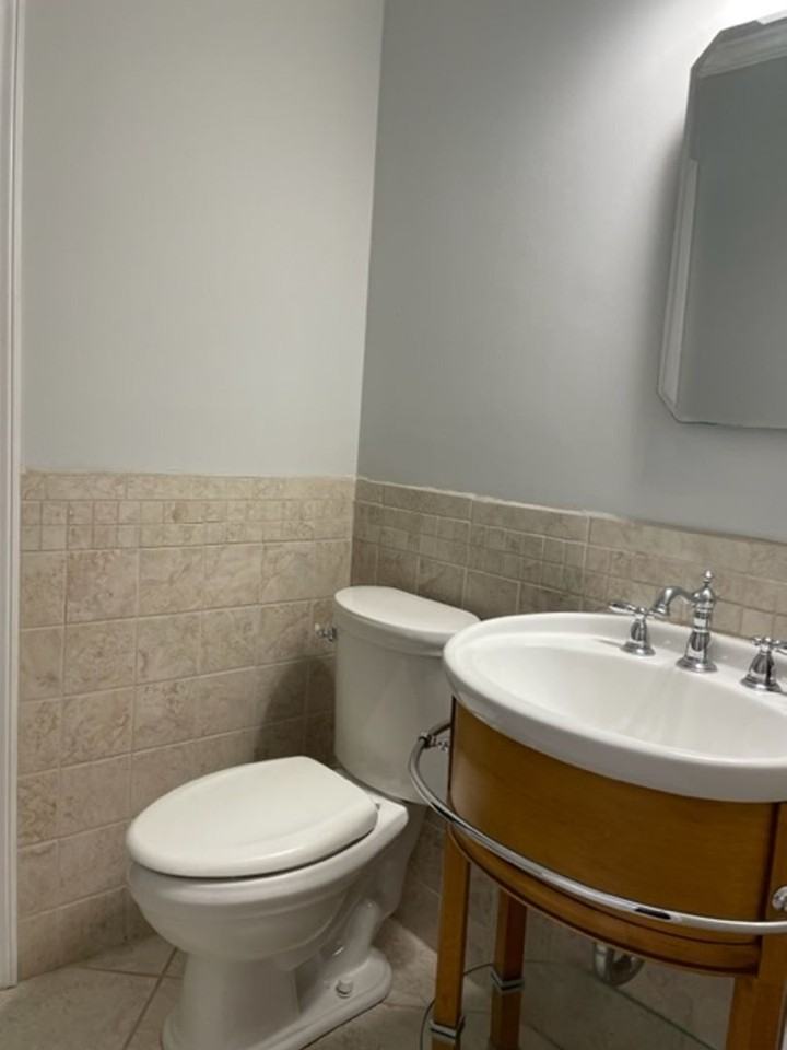 7705 Surreywood Pl - Photo 6 of 12