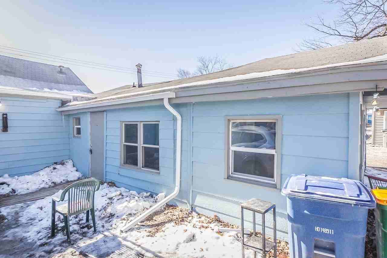 2938 E Euclid Ave - Photo 2 of 19