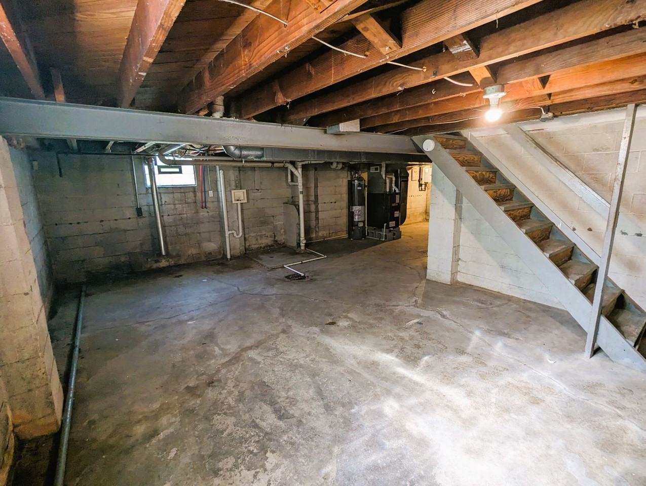 1280 Henkel Dr - Photo 2 of 11