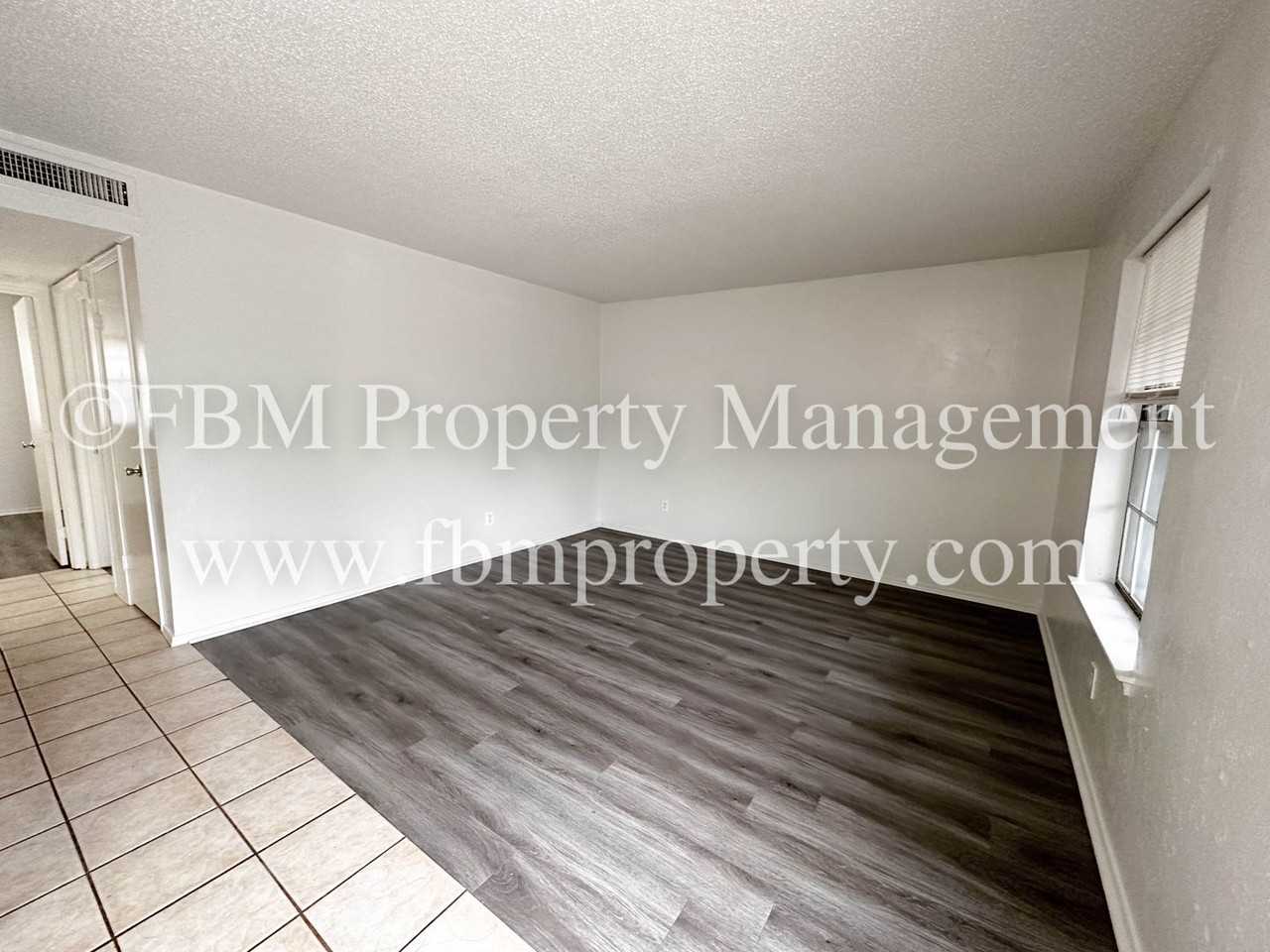 1401 North Clay Street #F - Photo 3 of 12