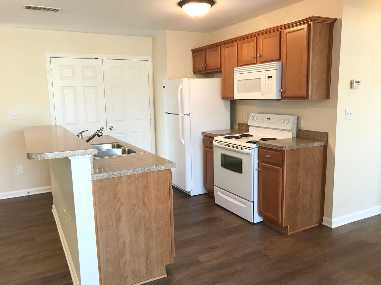 Rockwood Apartments 1755 Galbraith Rd, Frankfort, KY 40601 Zumper