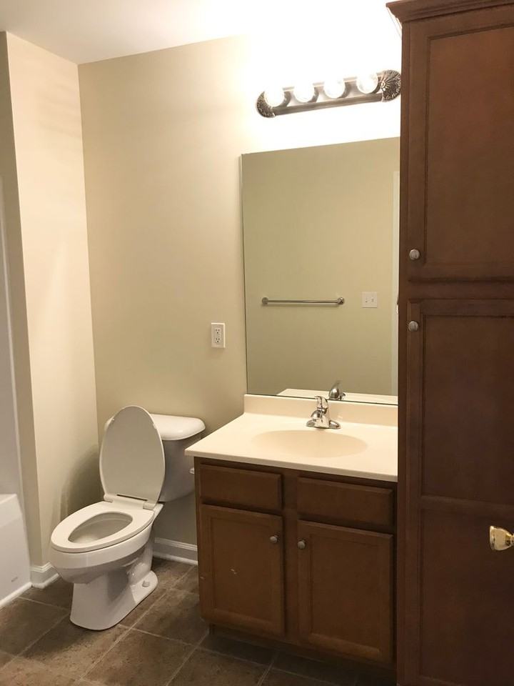 Rockwood Apartments 1755 Galbraith Rd, Frankfort, KY 40601 Zumper