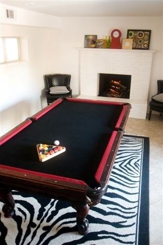 8050 Rockwood Ln - Photo 4 of 9