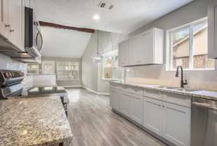 2410 Rolling Glen Dr - Photo 1 of 1