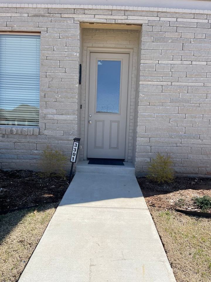 3301 Enclave Pl - Photo 3 of 38