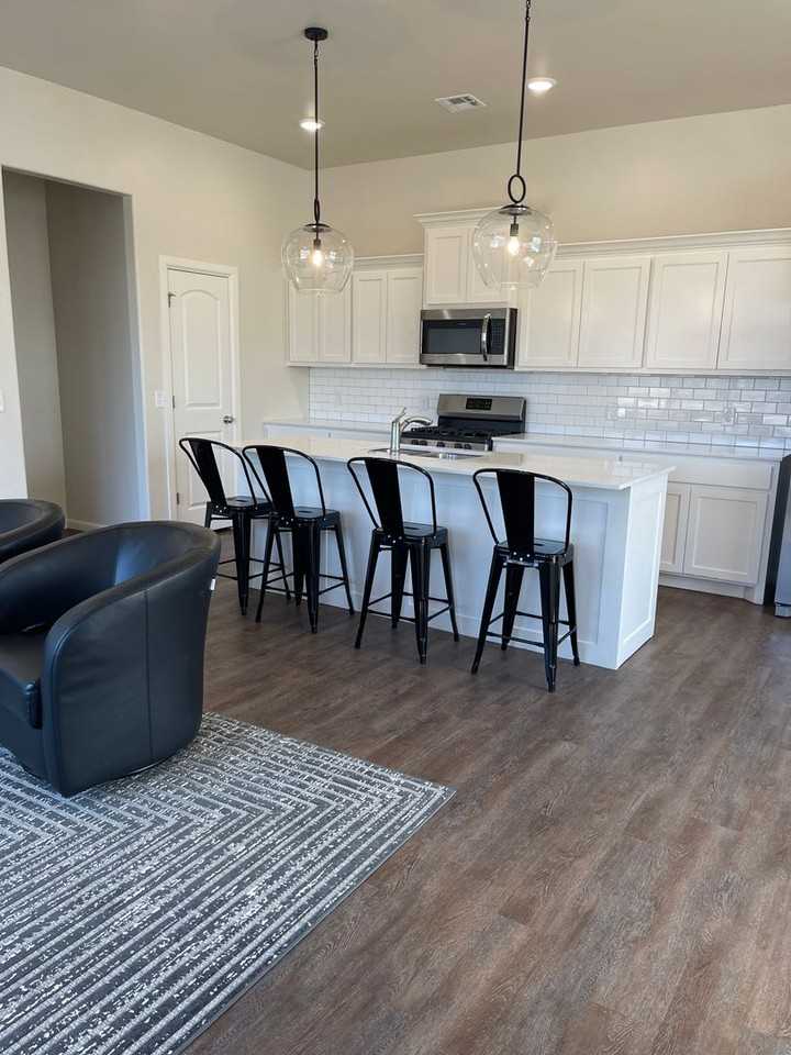 3301 Enclave Pl - Photo 6 of 38