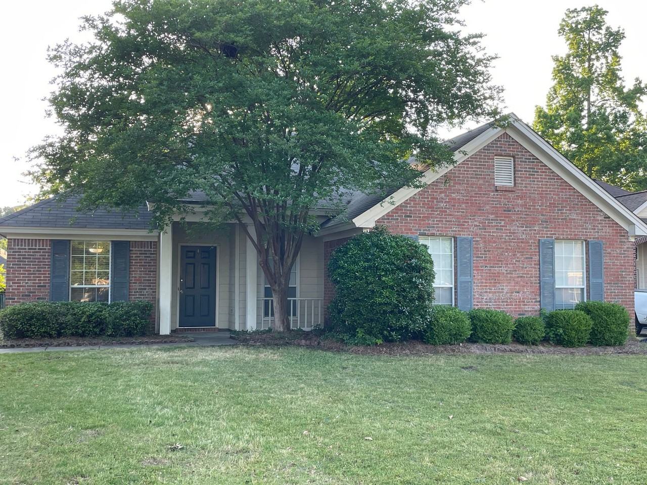 618 Ridge Park Dr - Photo 2 of 35