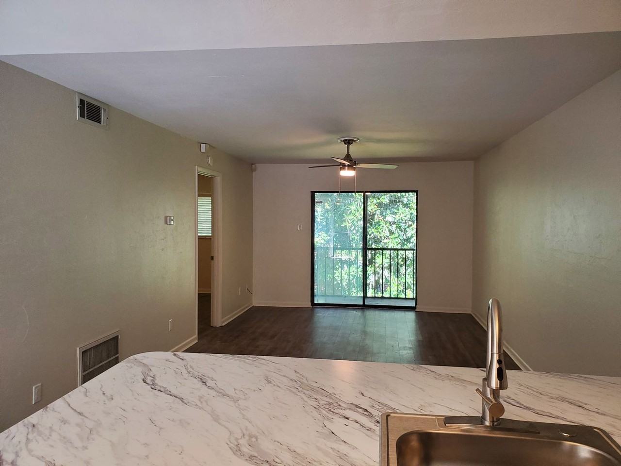 12510 White Bluff Rd - Photo 4 of 15