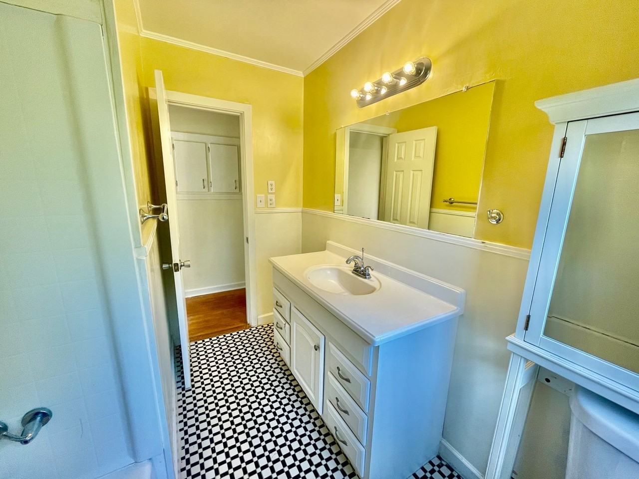 2306 Larkwood Rd - Photo 7 of 13