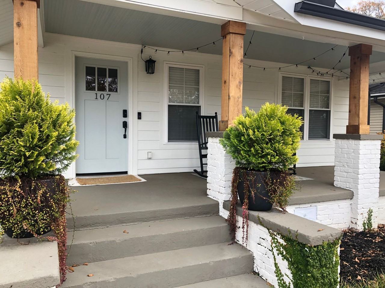 107 Ladson St - Photo 2 of 23