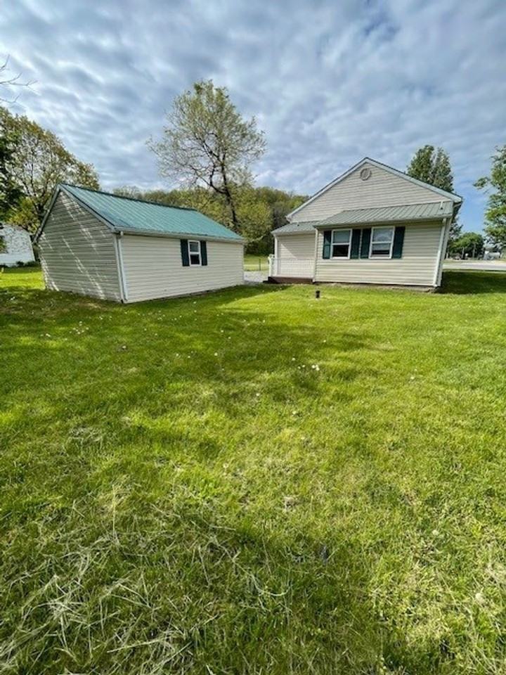 21402 Mount Aetna Rd - Photo 3 of 13