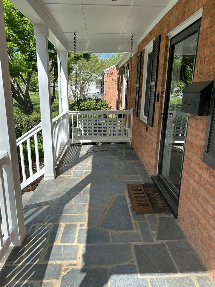 1407 Rutledge Ave - Photo 4 of 22