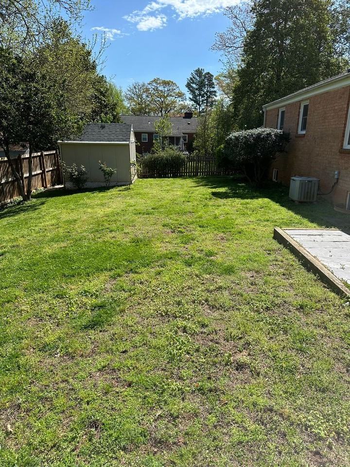 1407 Rutledge Ave - Photo 5 of 22