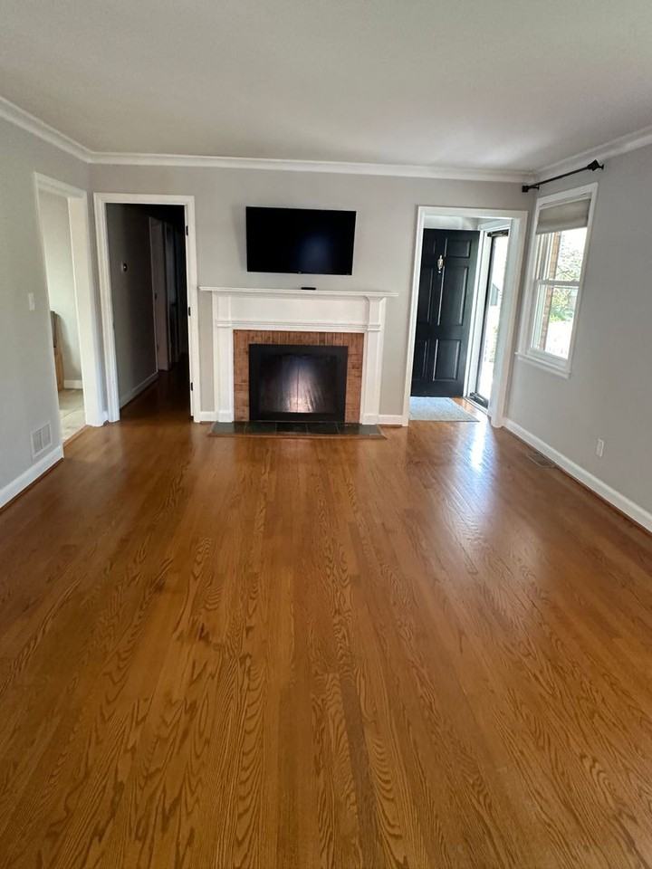 1407 Rutledge Ave - Photo 7 of 22