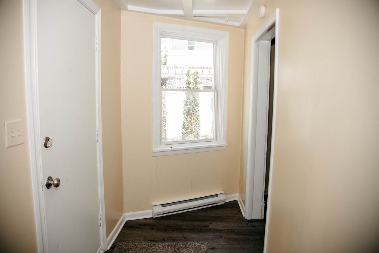 143 N Union St - Photo 4 of 20