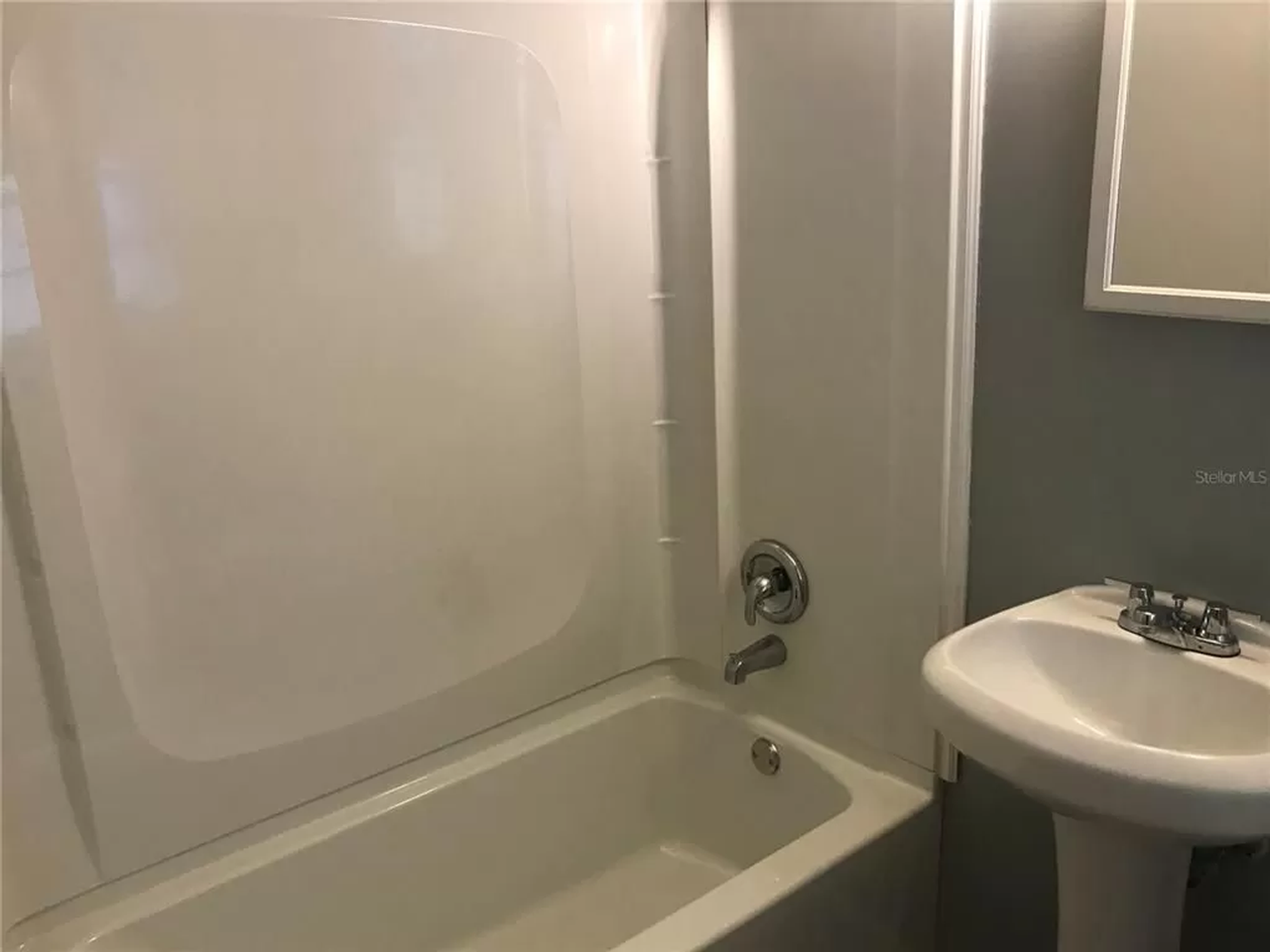 731 Florence St - Photo 5 of 6