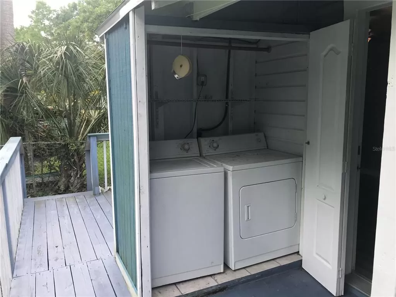 731 Florence St - Photo 6 of 6