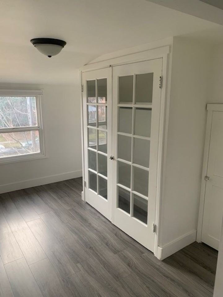 344 Nw Delaware Ave #4 - Photo 6 of 10