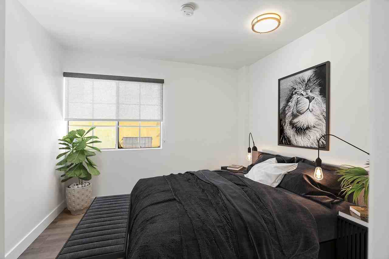 920 Everett Street apartments - Photo 6 of 18