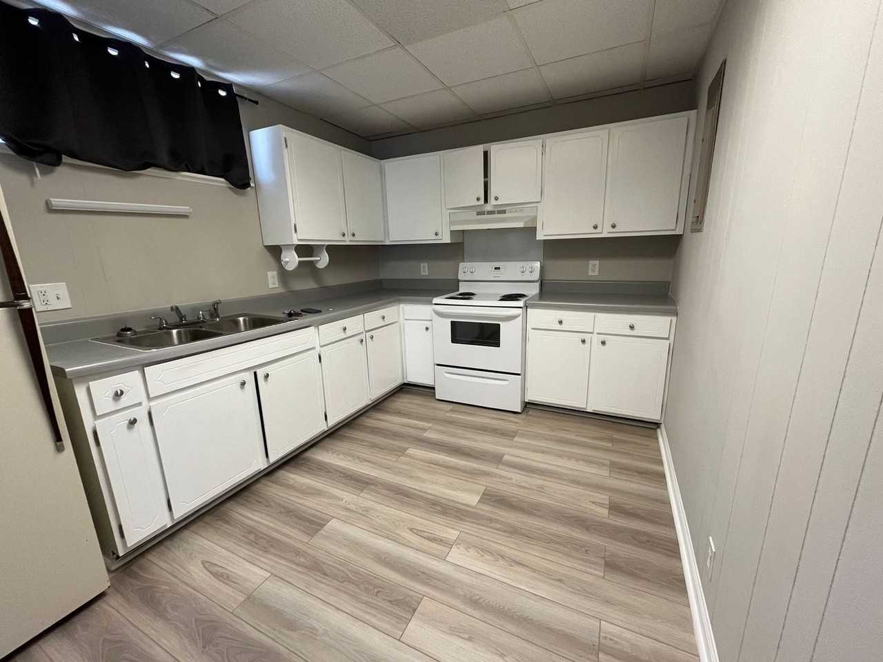 Barn at Goshen, the - Photo 5 of 7