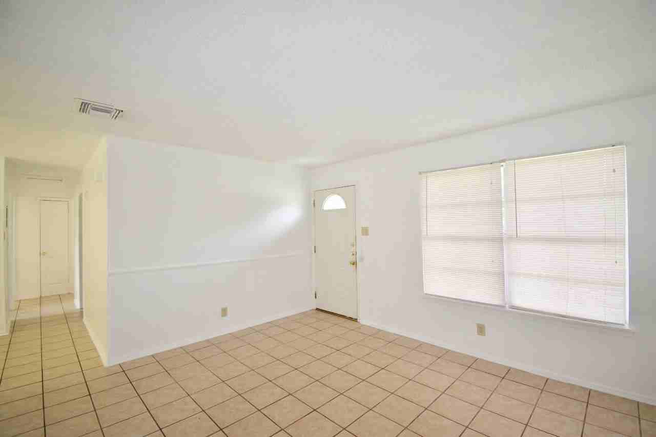 6903 Tallahasse Dr - Photo 2 of 16