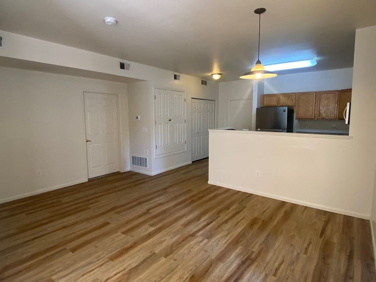 2541 S Bahama Cir - Photo 2 of 30