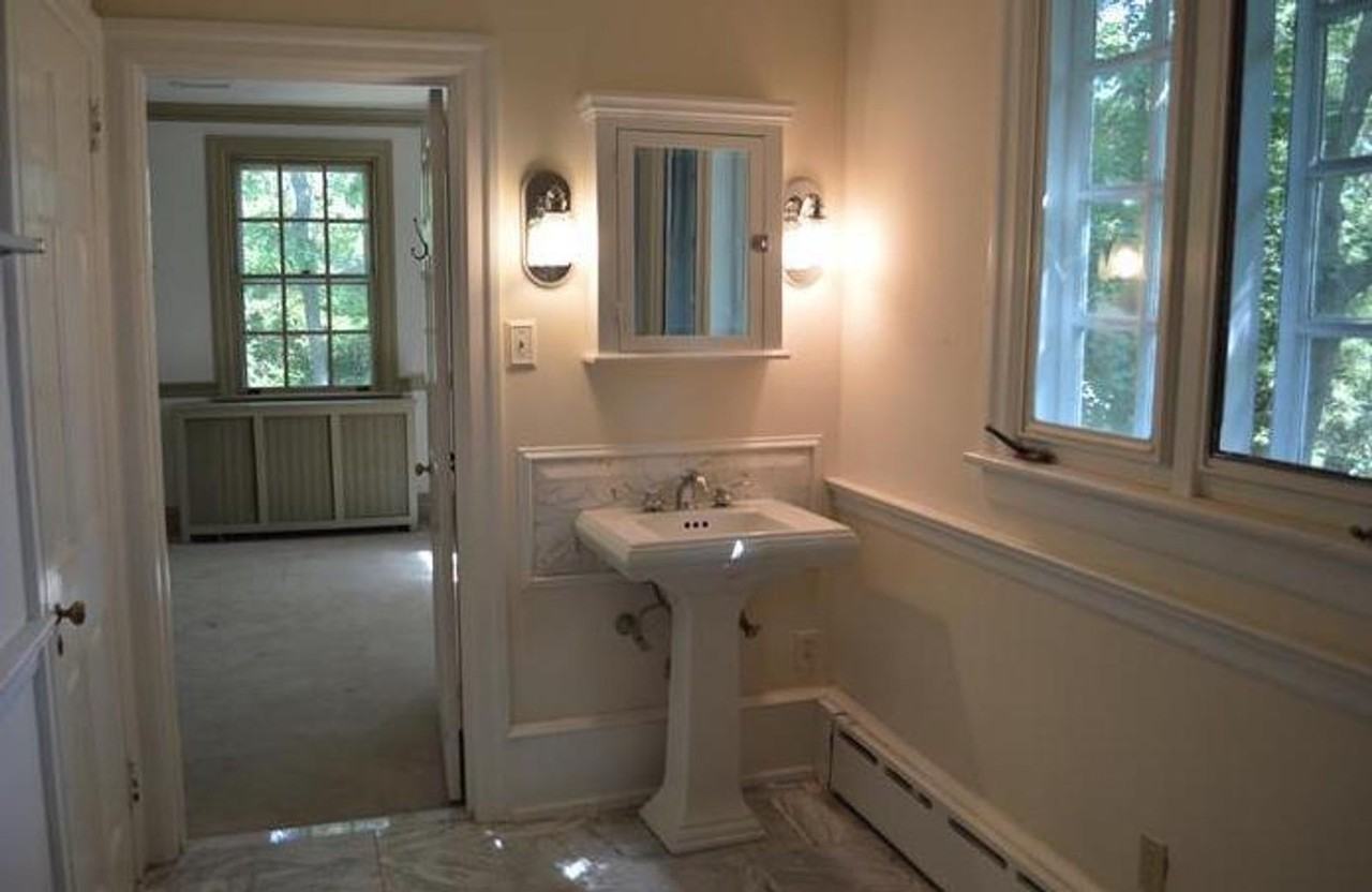 1404 E Butler Pike - Photo 3 of 5