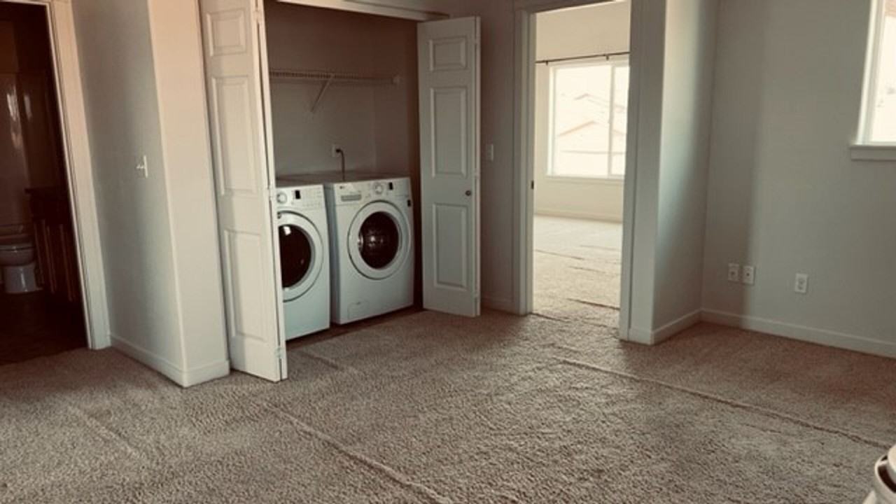 901 Se Kierra Pl - Photo 2 of 5